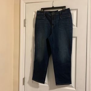 NWT- Chico’s Platinum Crop- Slim Fit- Capri Jeans